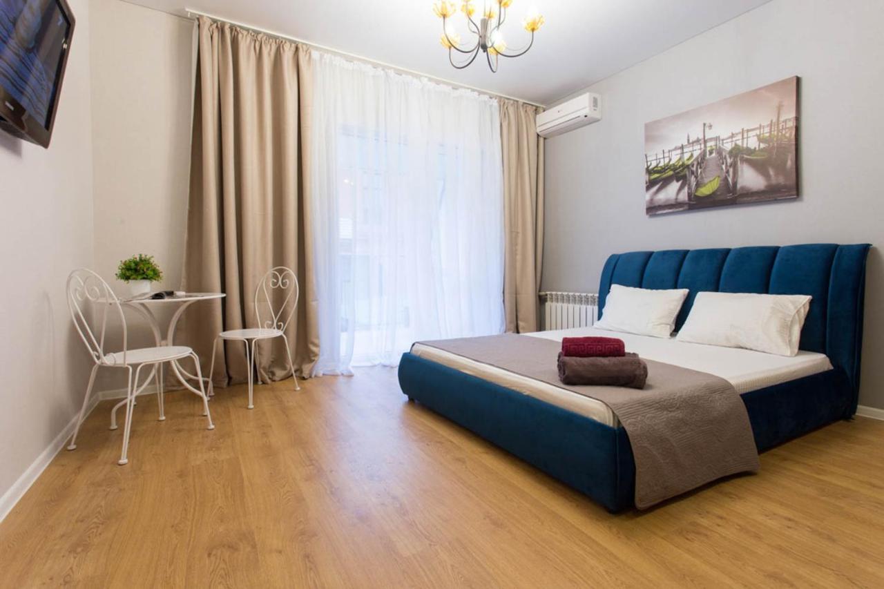 Studio Near Metro Yaroslava Mudroho, Universytet - Mykoly Khvylovoho Str 5-3 Kharkiv Exterior photo