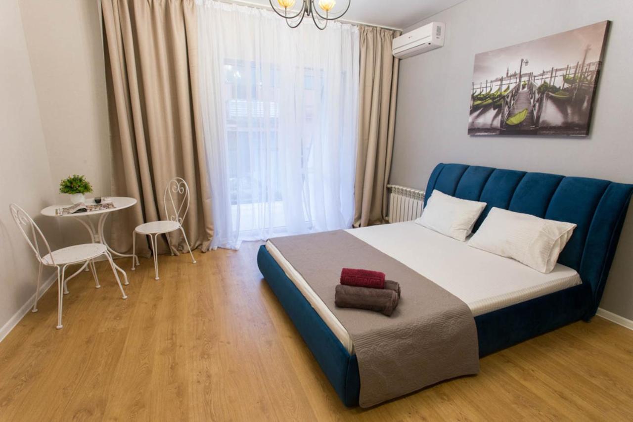 Studio Near Metro Yaroslava Mudroho, Universytet - Mykoly Khvylovoho Str 5-3 Kharkiv Exterior photo
